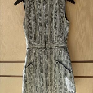 Hugo Boss Sleeveless Chevron-Pattern Sheath Dress in Gray and White